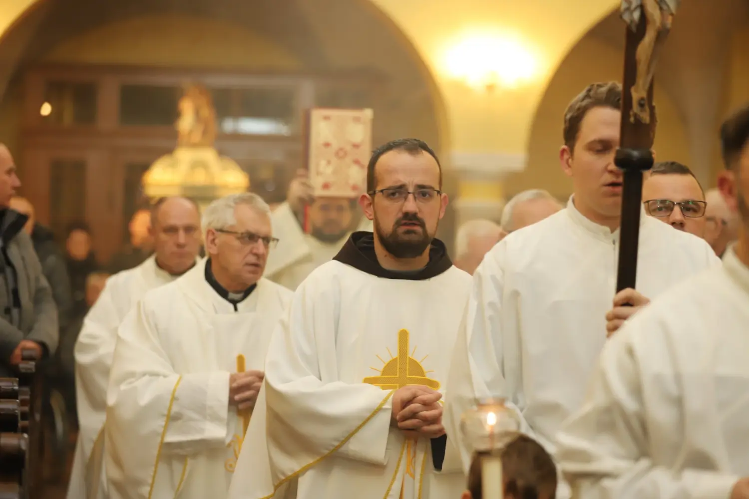 Blagdan Gospe Lurdske, Čakovec, Misa, procesija 2025 (23)