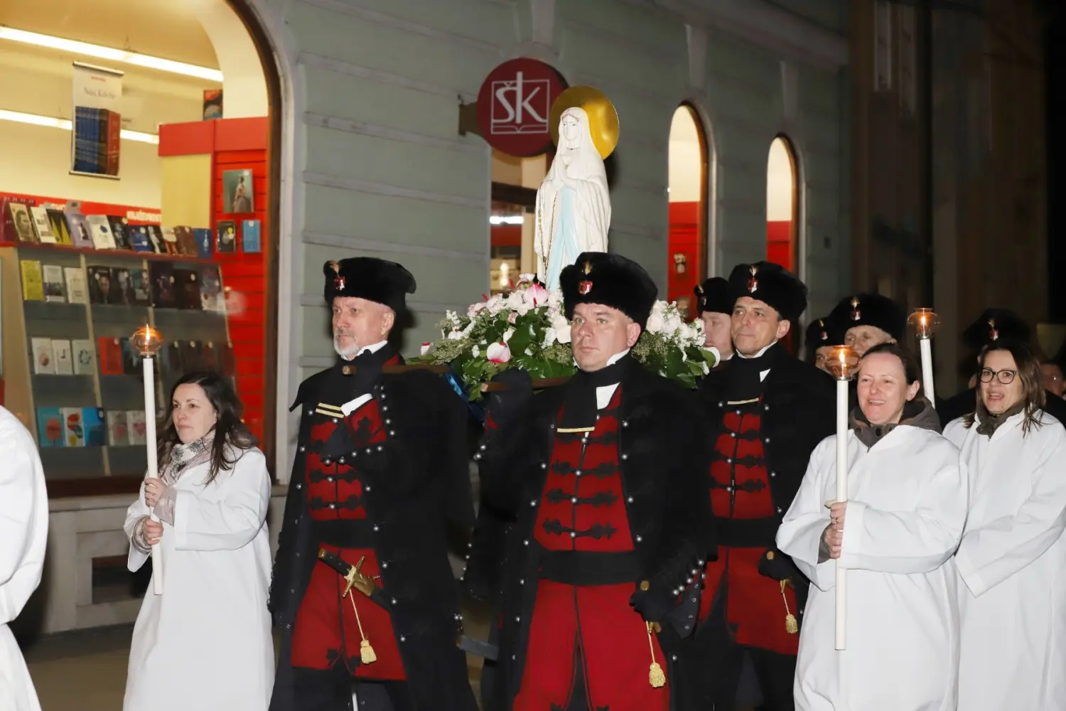 Blagdan Gospe Lurdske, Čakovec, Misa, procesija 2025 (37)