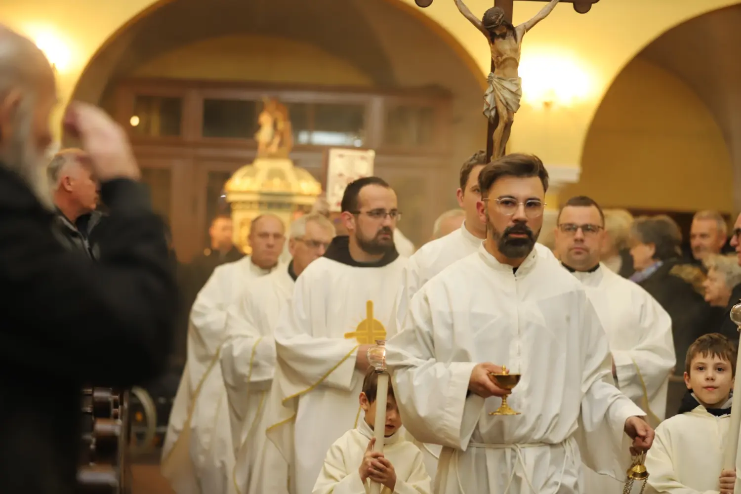 Blagdan Gospe Lurdske, Čakovec, Misa, procesija 2025 (7)