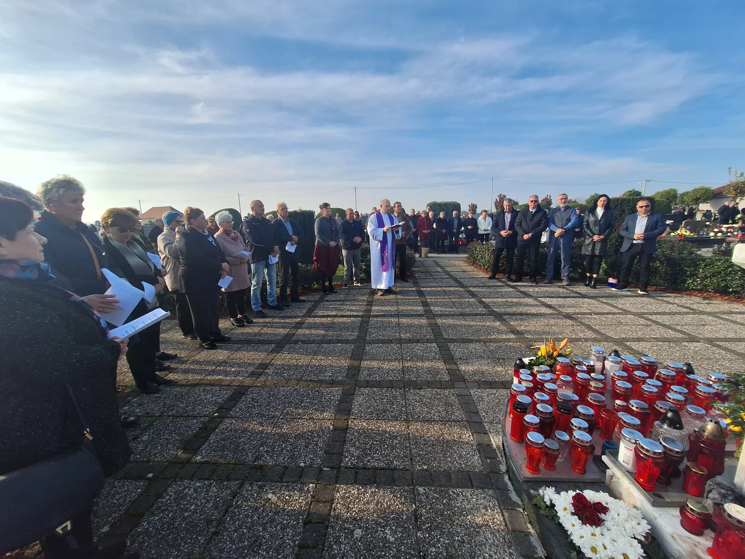 Blagdan Svih svetih Mursko Središće 2024 (5) Blagdan Svih svetih Mursko Središće 2024 (5)