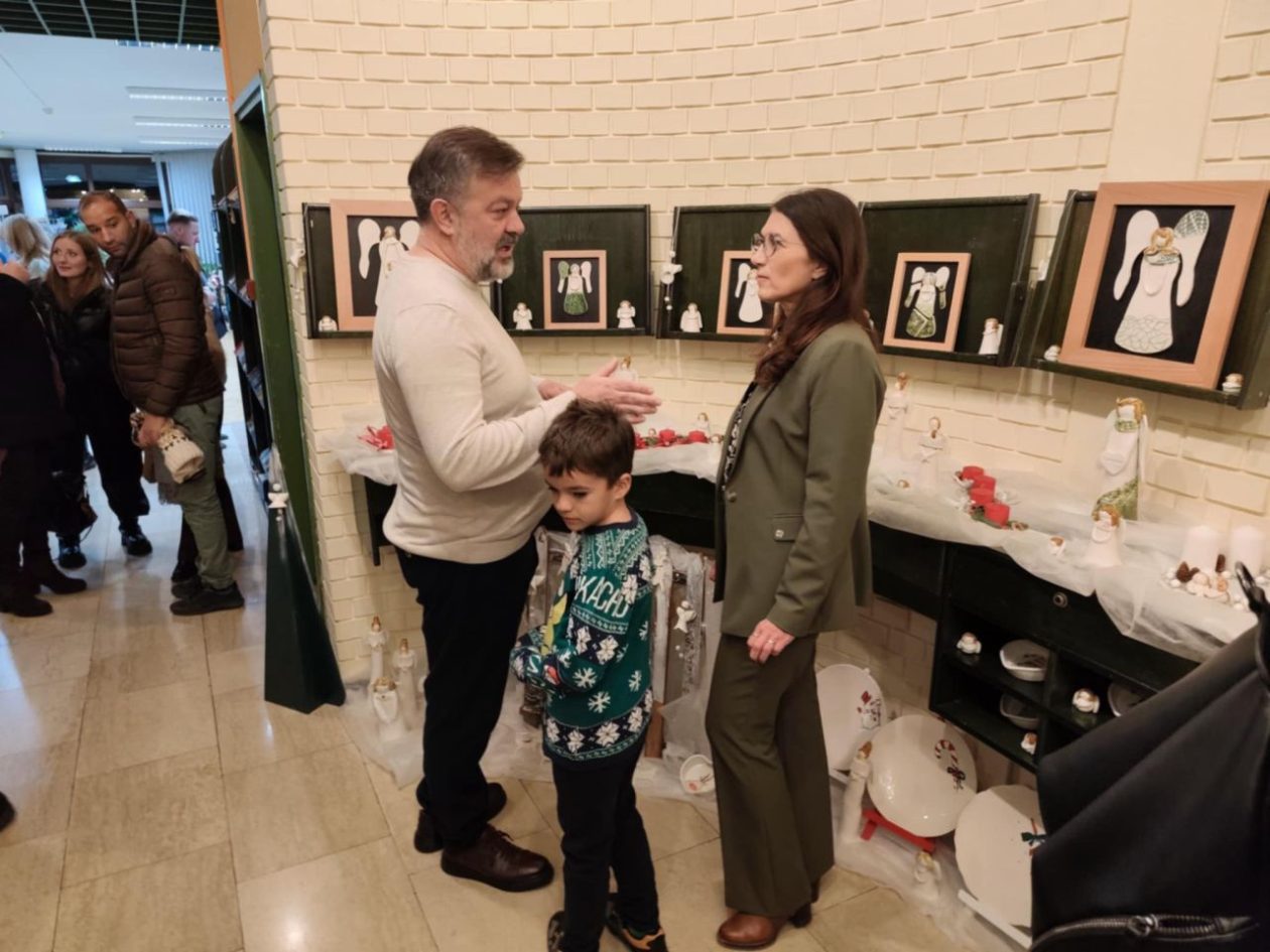 Blagdanski početak Čakovec svečano otvorio jednu od najljepših božićnih izložbi (1)