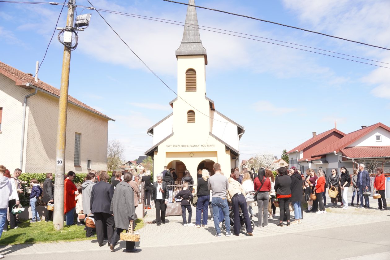Blagoslov hrane u Dunjkovcu (2)