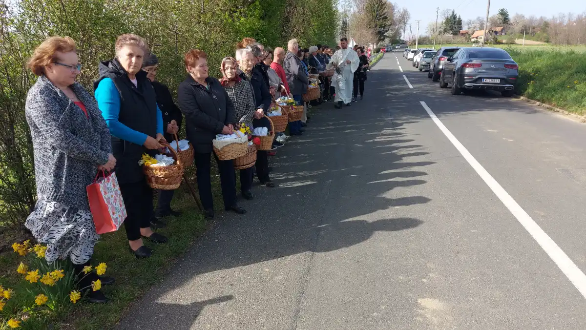 Blagoslov jela u Vukanovcu (7) Blagoslov jela u Vukanovcu (7)