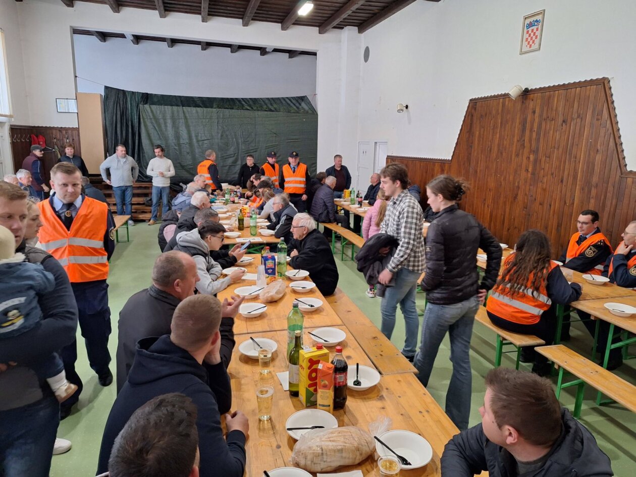 Blagoslov traktora sv. juraj u trnju 2025 (62)