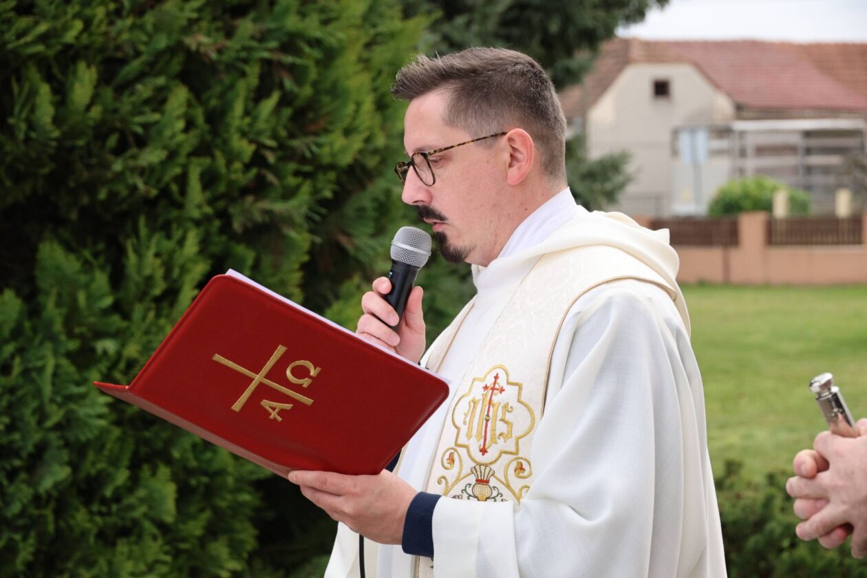 Blagoslov traktora sv. juraj u trnju 2025 (77)