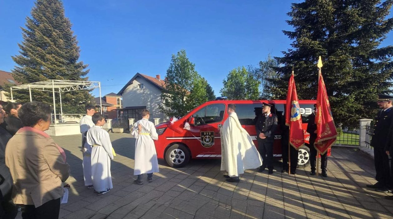 Blagoslov vatrogasnog kombija u Belici (3)