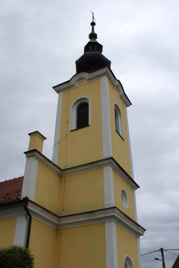 Blagoslovljena obnovljena zvona kapele Male Gospe (3) Blagoslovljena obnovljena zvona kapele Male Gospe (1)