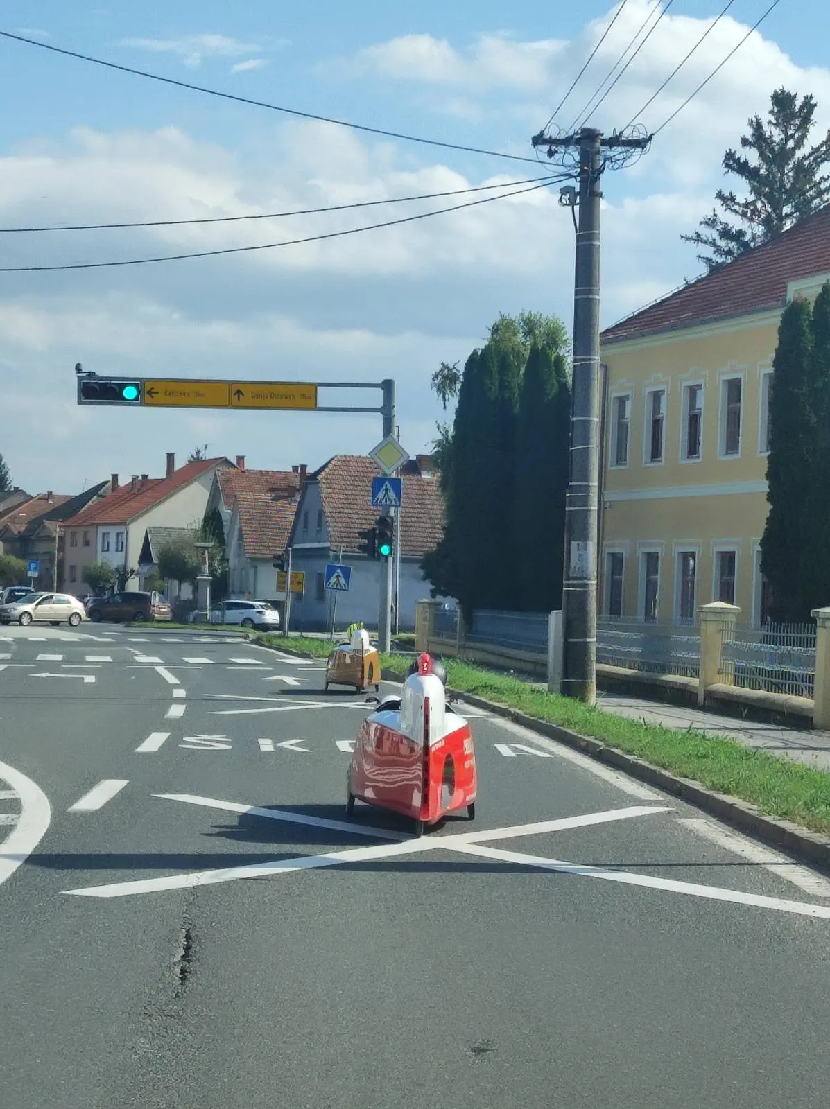 Bolidi na tri kotača, Prelog (2)