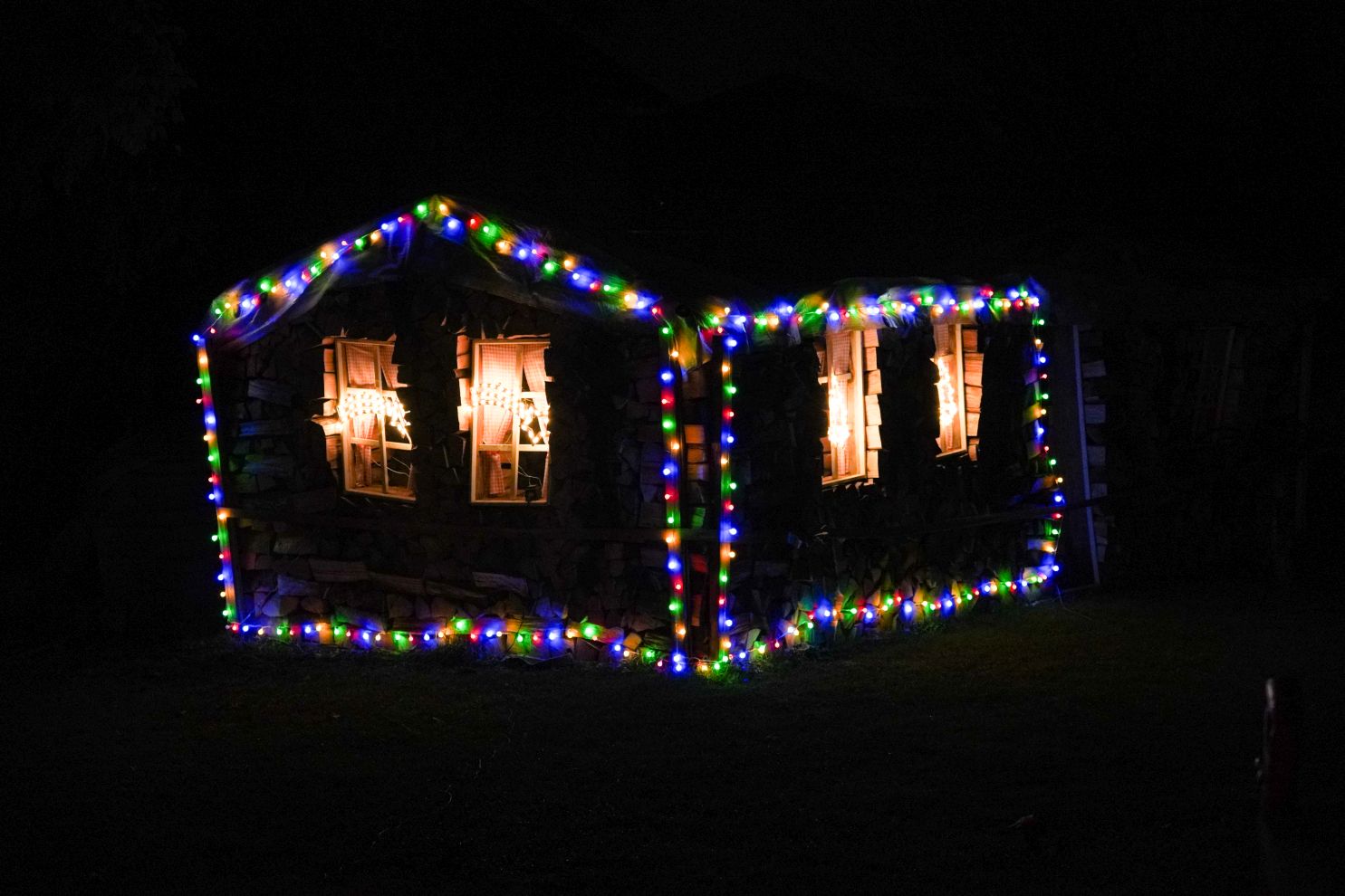 Božić ukrasi obitelj Šavora Ivanovec lampice djed mraz snjegović sob (41)