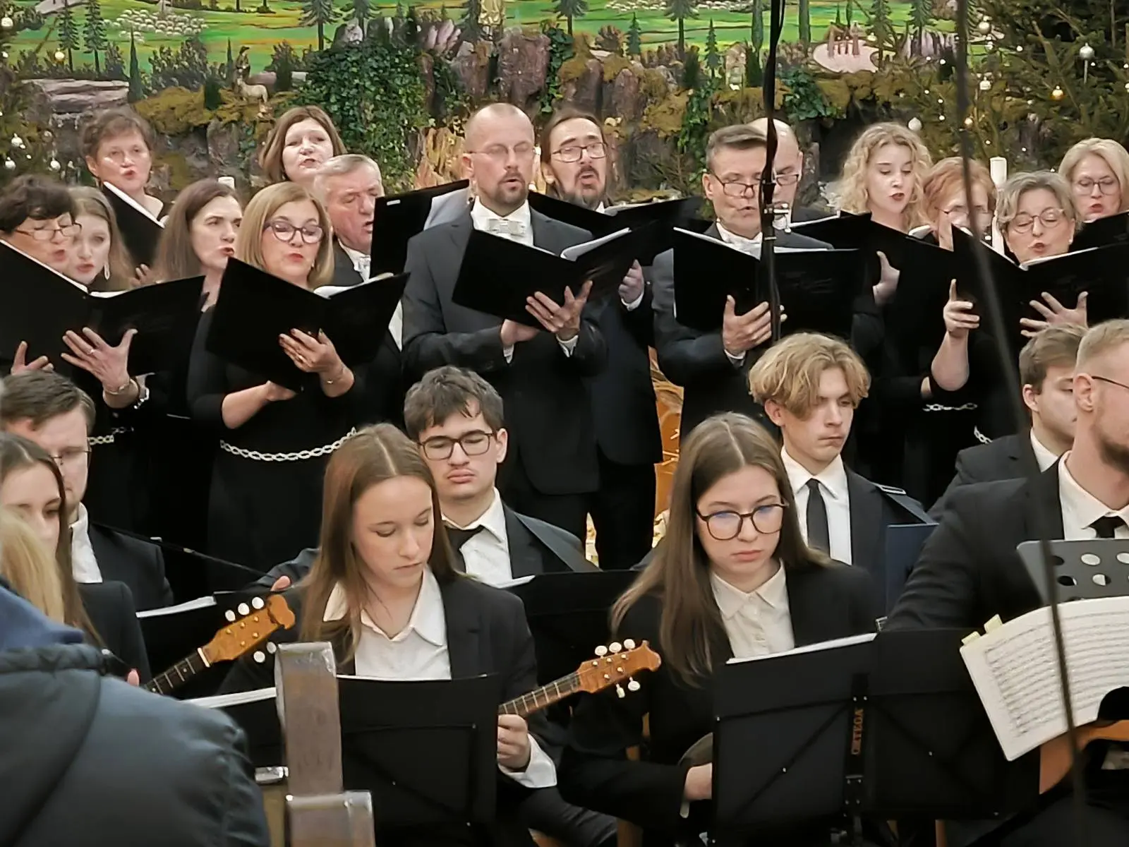 Božićni koncert Čakovec, crkva sv. Nikole biskupa (4) Božićni koncert Čakovec, crkva sv. Nikole biskupa (4)