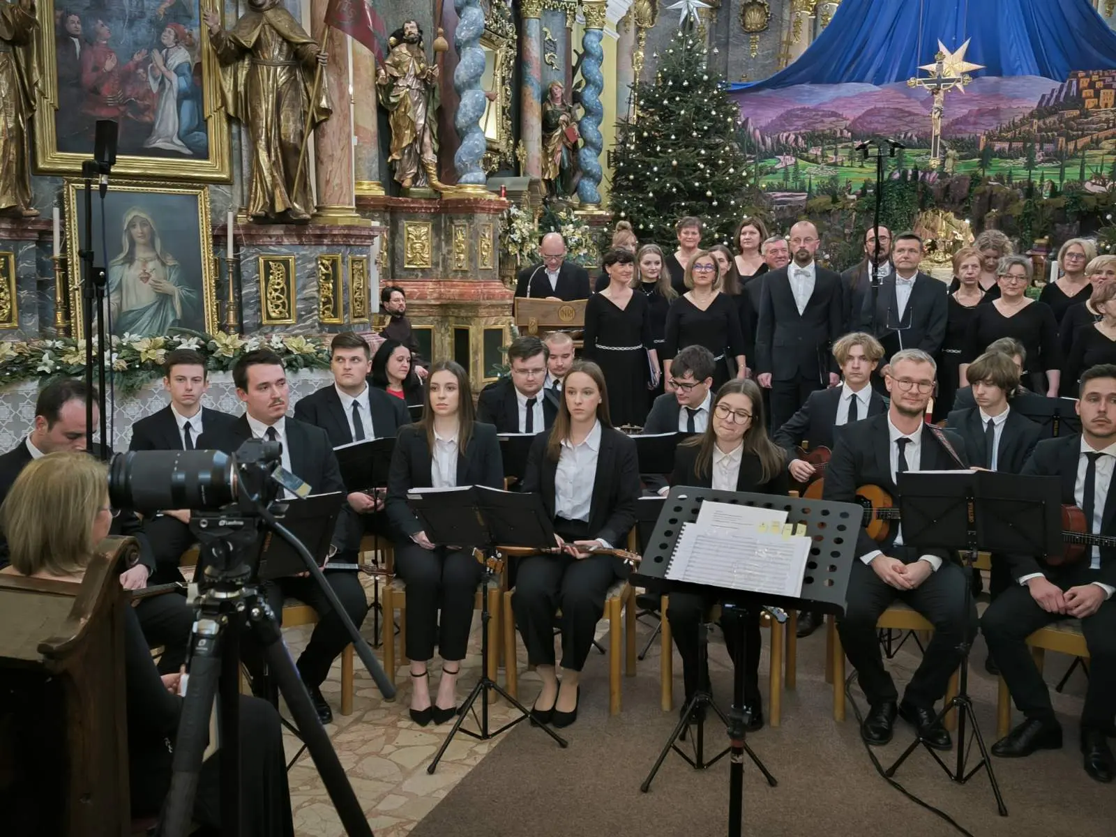 Božićni koncert Čakovec, crkva sv. Nikole biskupa (5) Božićni koncert Čakovec, crkva sv. Nikole biskupa (5)