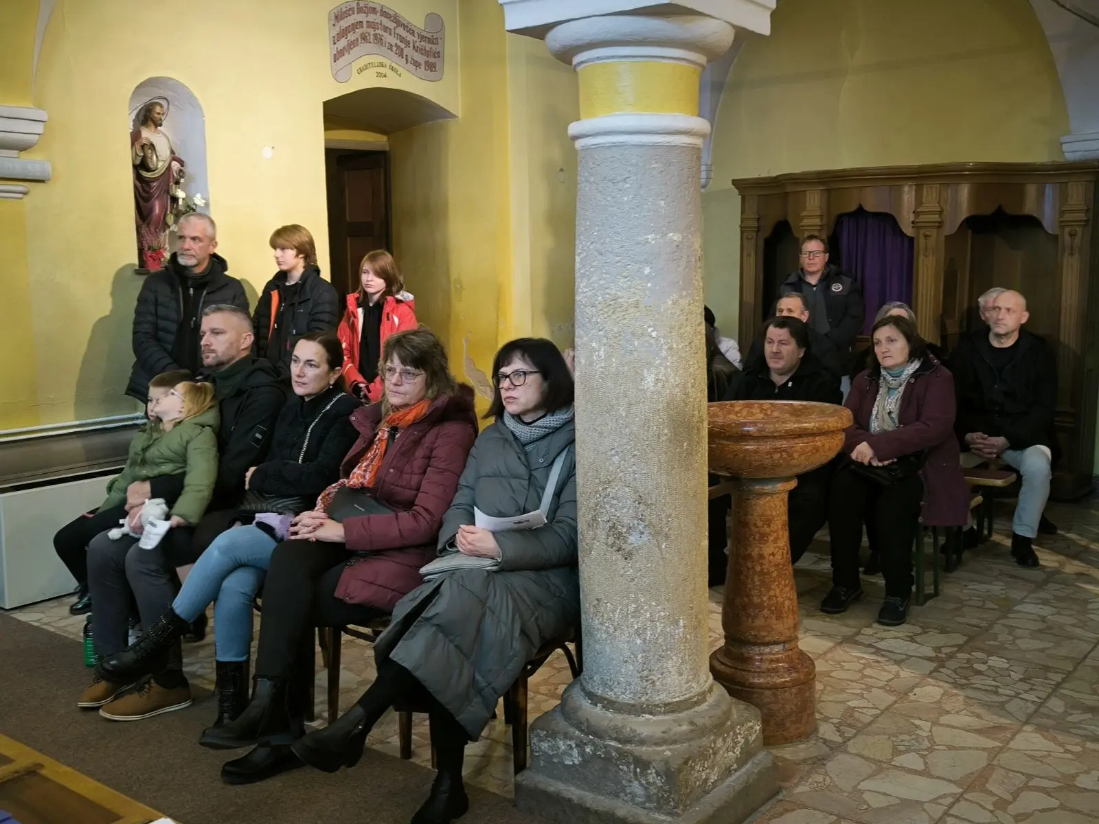 Božićni koncert Čakovec, crkva sv. Nikole biskupa (7) Božićni koncert Čakovec, crkva sv. Nikole biskupa (7)