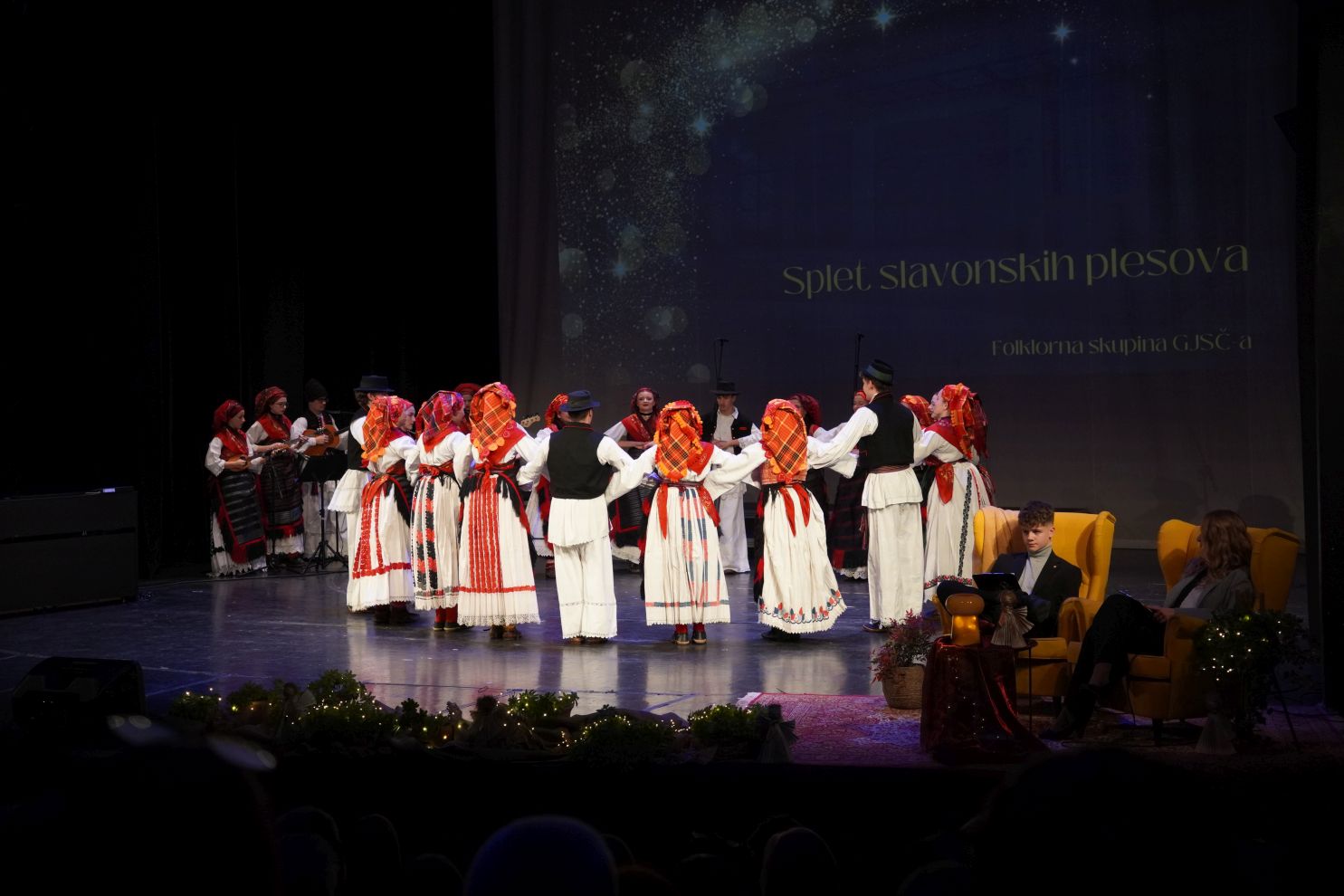 Božićni koncert Gimnazije Josipa Slavenskog (22)