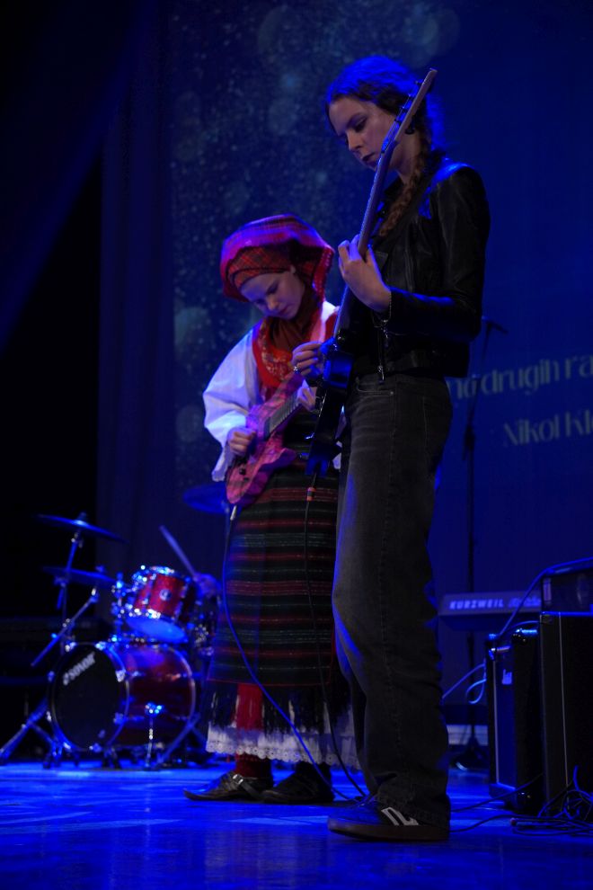 Božićni koncert Gimnazije Josipa Slavenskog (41)