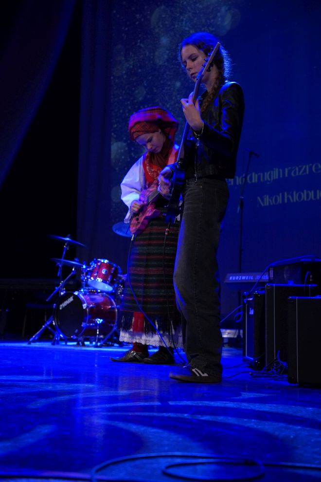 Božićni koncert Gimnazije Josipa Slavenskog (42)