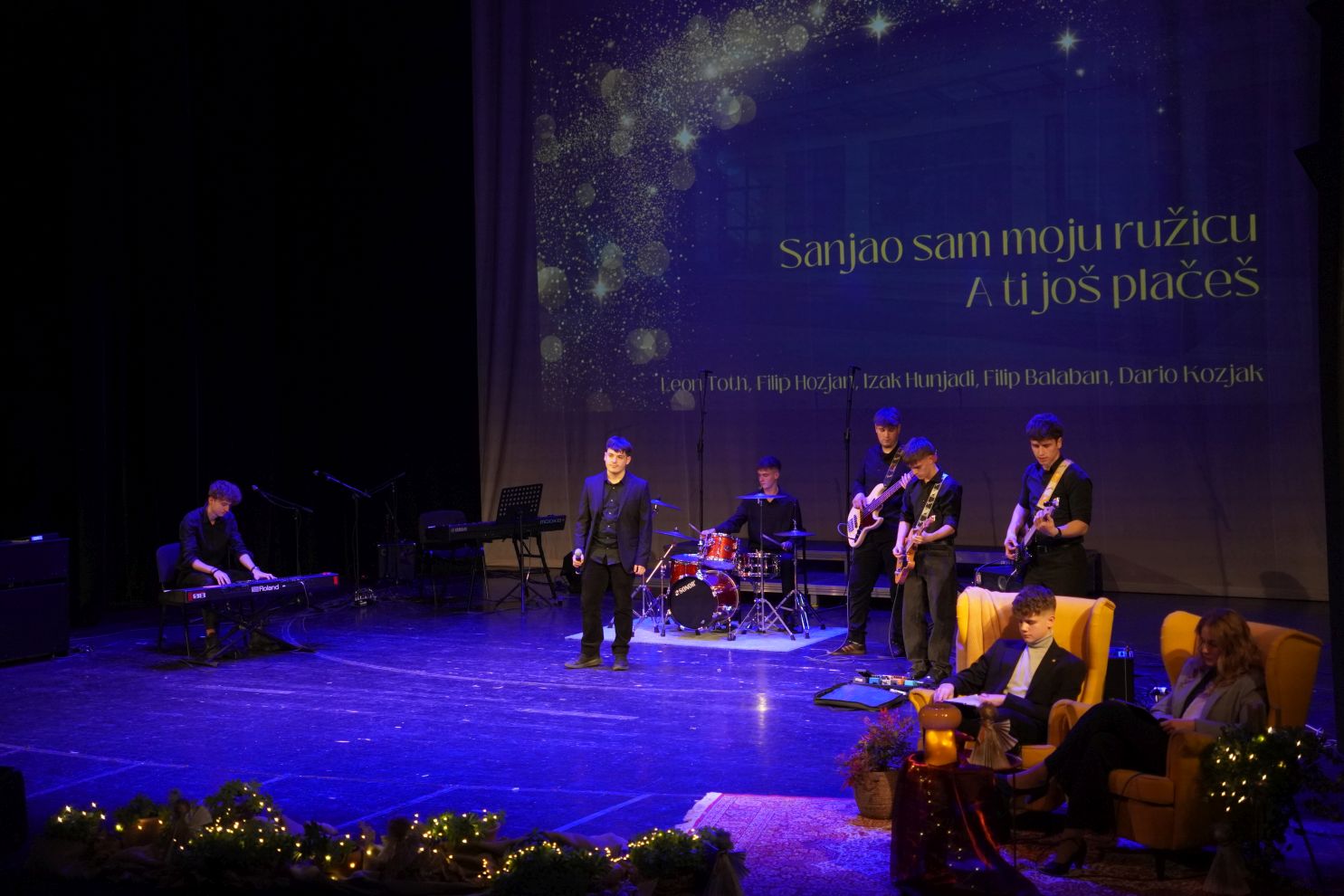 Božićni koncert Gimnazije Josipa Slavenskog (55)