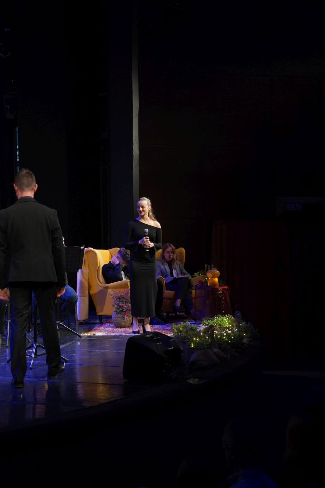 Božićni koncert Gimnazije Josipa Slavenskog (85)