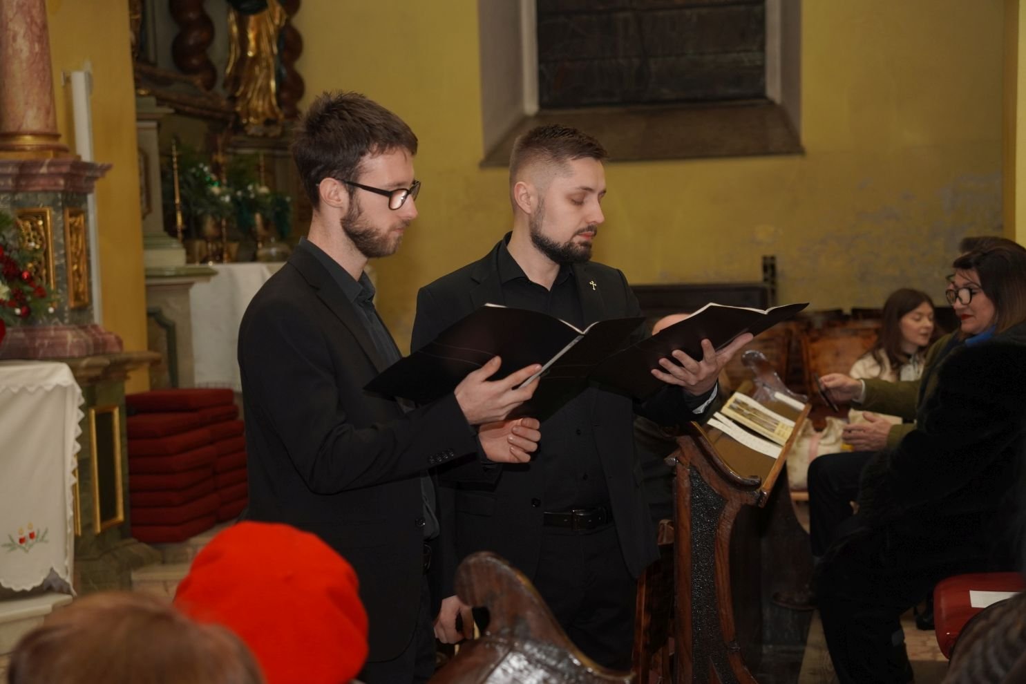 Božićni koncert Pučki pivači KBF-a crkva svetog Nikole Čakovec zbor pjevanje nastup (14)