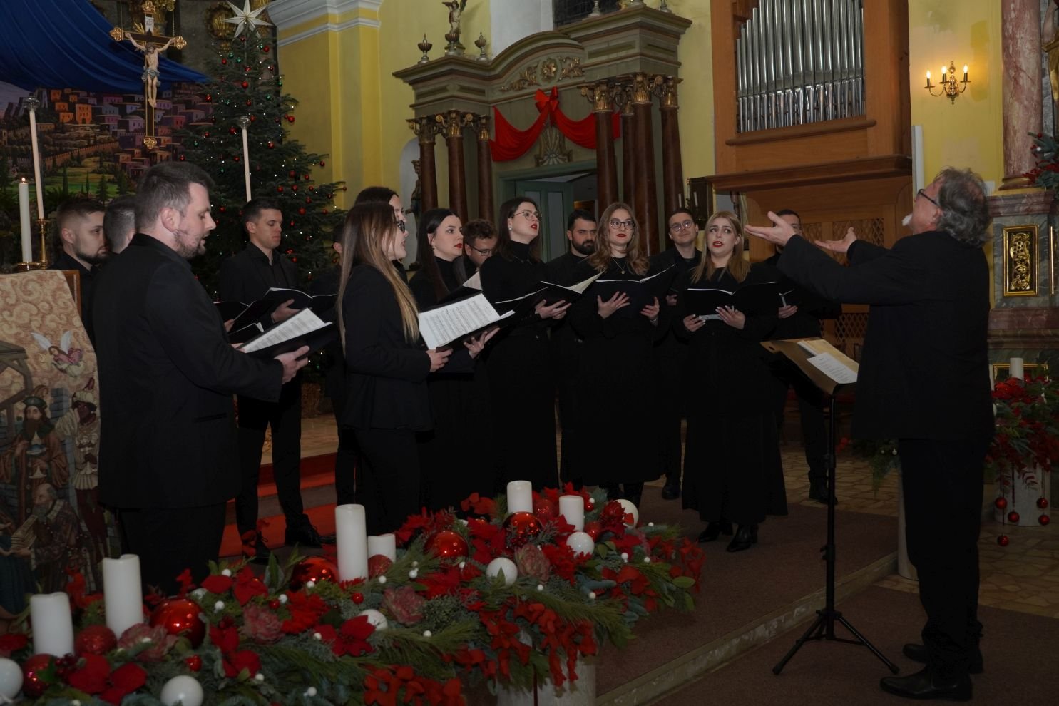 Božićni koncert Pučki pivači KBF-a crkva svetog Nikole Čakovec zbor pjevanje nastup (18)