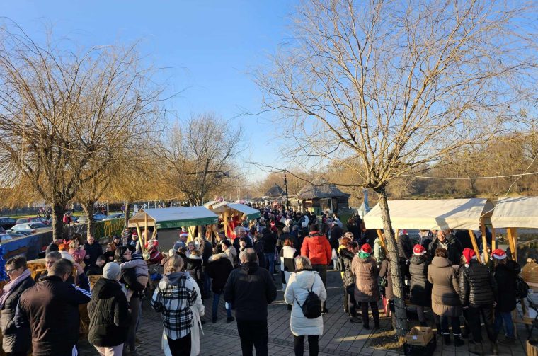 Božićni sajam 3 Božićni sajam 3