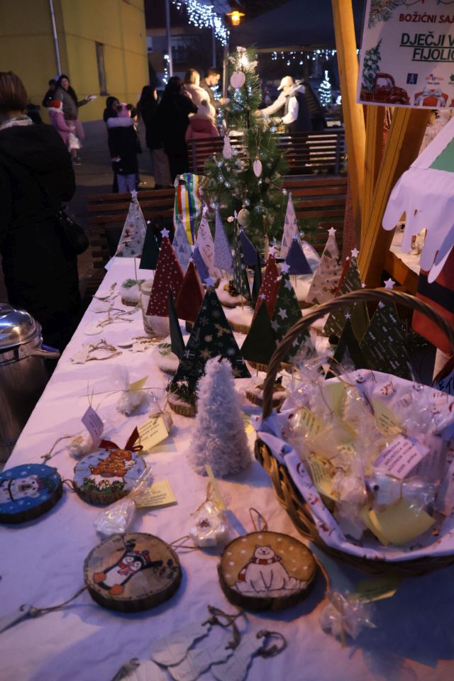 Božićni sajam, advent Prelog 2025 (18) Božićni sajam, advent Prelog 2025 (18)