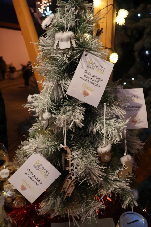 Božićni sajam, advent Prelog 2025 (71) Božićni sajam, advent Prelog 2025 (71)