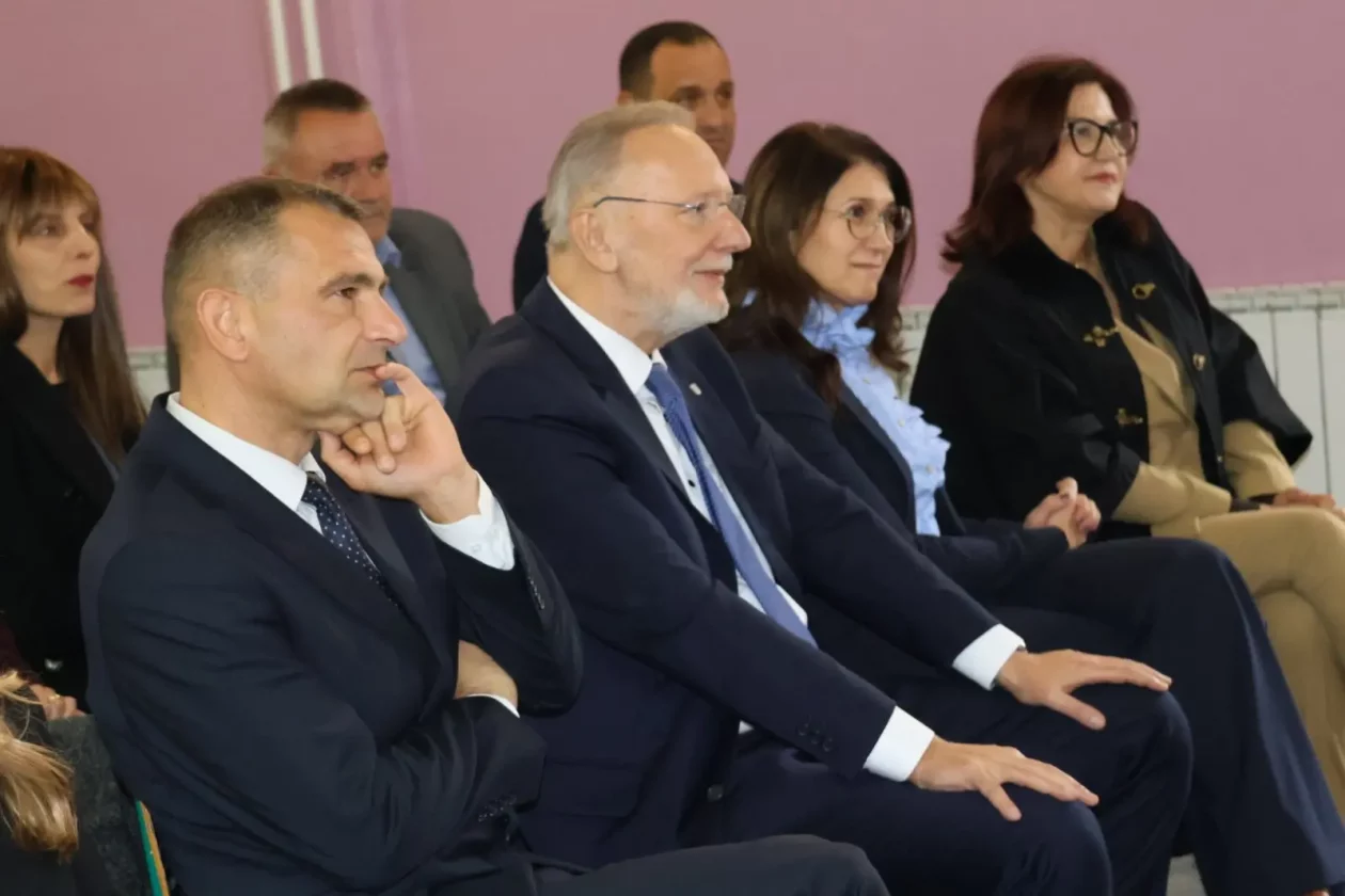 Božinović posjet školi (15)