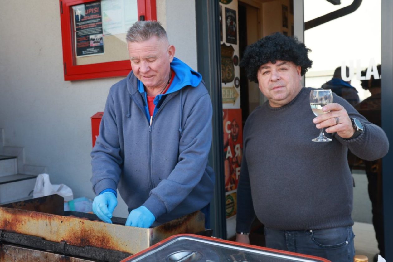 Božo pub Mala Subotica fašničko druženje (4) Božo pub Mala Subotica fašničko druženje (4)