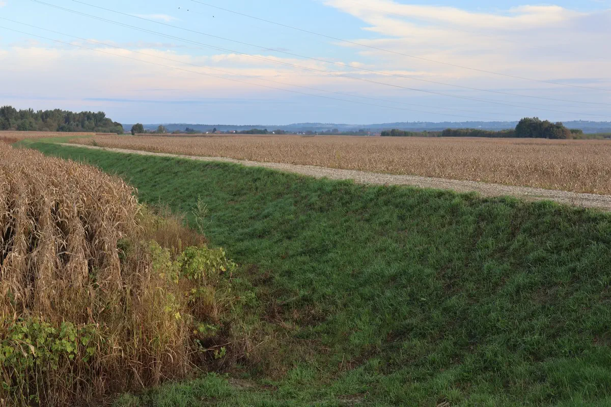 Nasip Gornji Hrašćan – Pušćine (8) Nasip Gornji Hrašćan – Pušćine (8)
