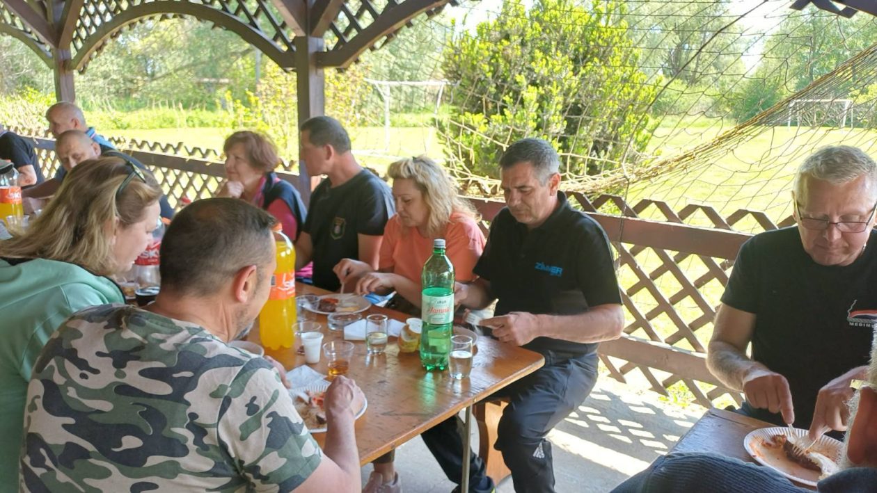 Branitelji sportske igre Bljesak (19) Branitelji sportske igre Bljesak (19)