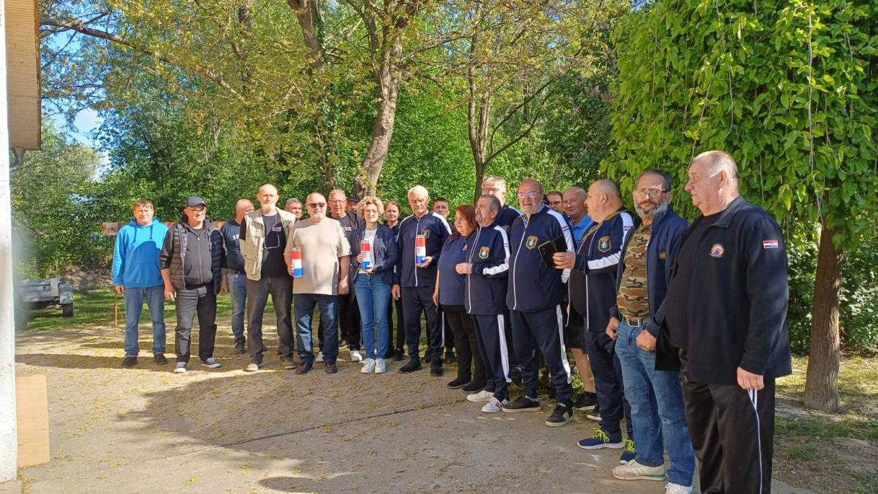 Branitelji sportske igre Bljesak (5) Branitelji sportske igre Bljesak (5)