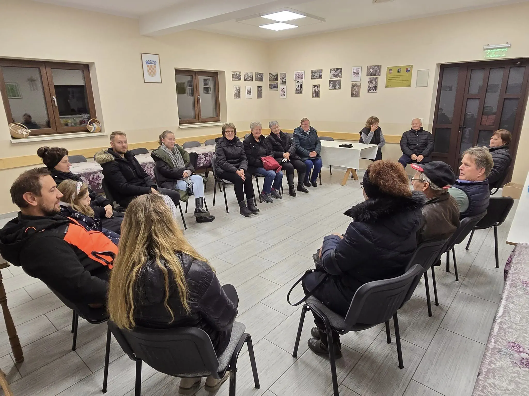 Branitelji u Selnici i Praporčanu odali počast žrtvama Domovinskog rata i Vukovara (4) Branitelji u Selnici i Praporčanu odali počast žrtvama Domovinskog rata i Vukovara (4)