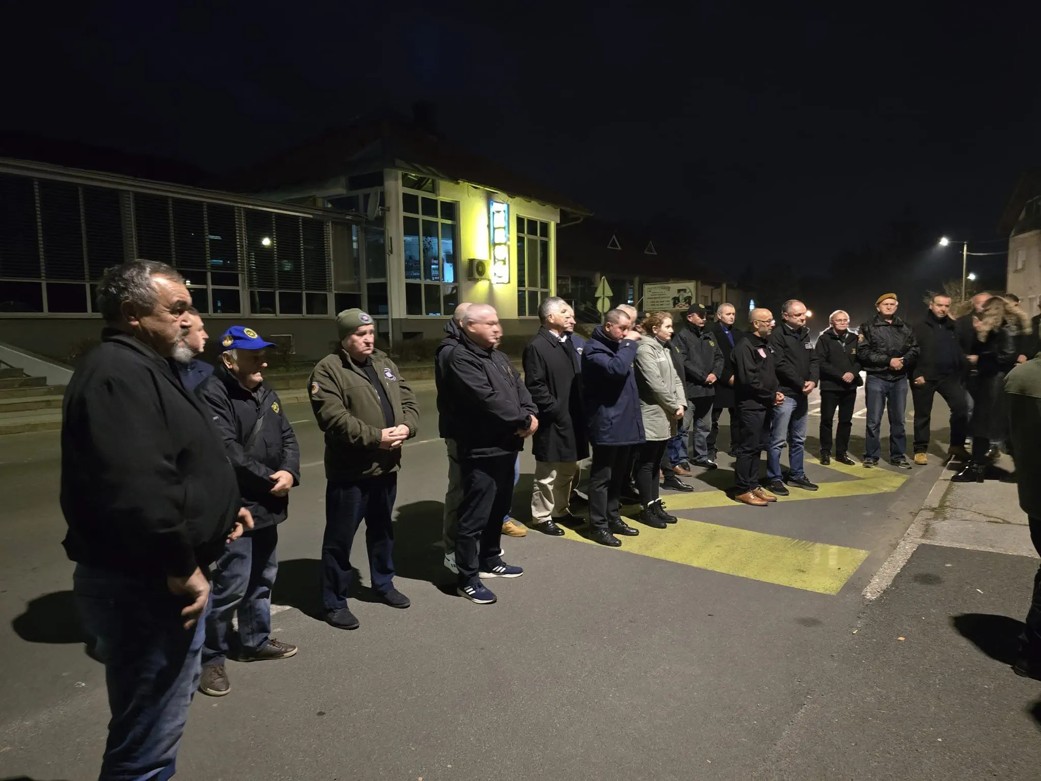 Branitelji u Selnici i Praporčanu odali počast žrtvama Domovinskog rata i Vukovara (8) Branitelji u Selnici i Praporčanu odali počast žrtvama Domovinskog rata i Vukovara (8)