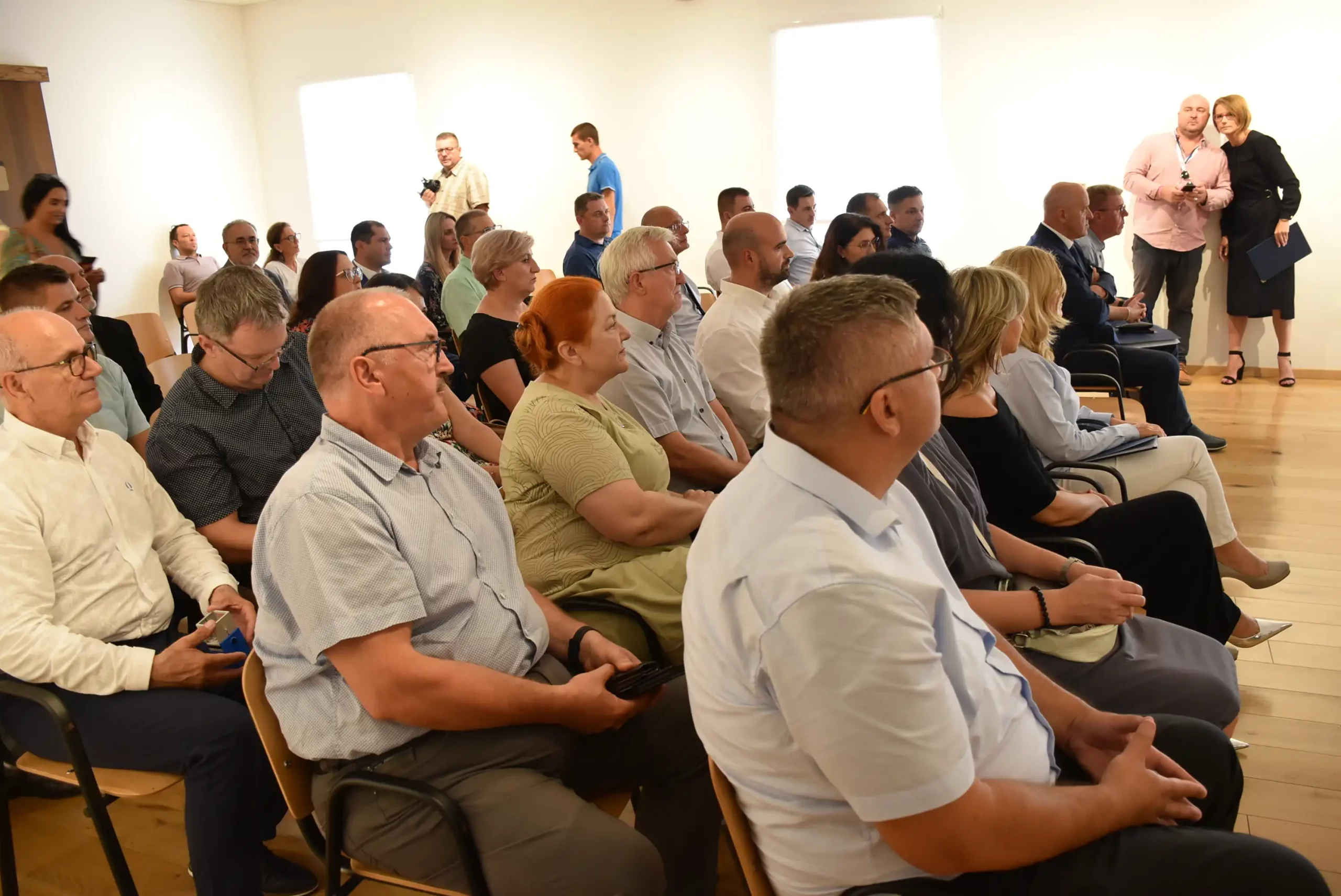 Branko Bačić podjela ugovora 2024 (22) Branko Bačić podjela ugovora 2024 (22)