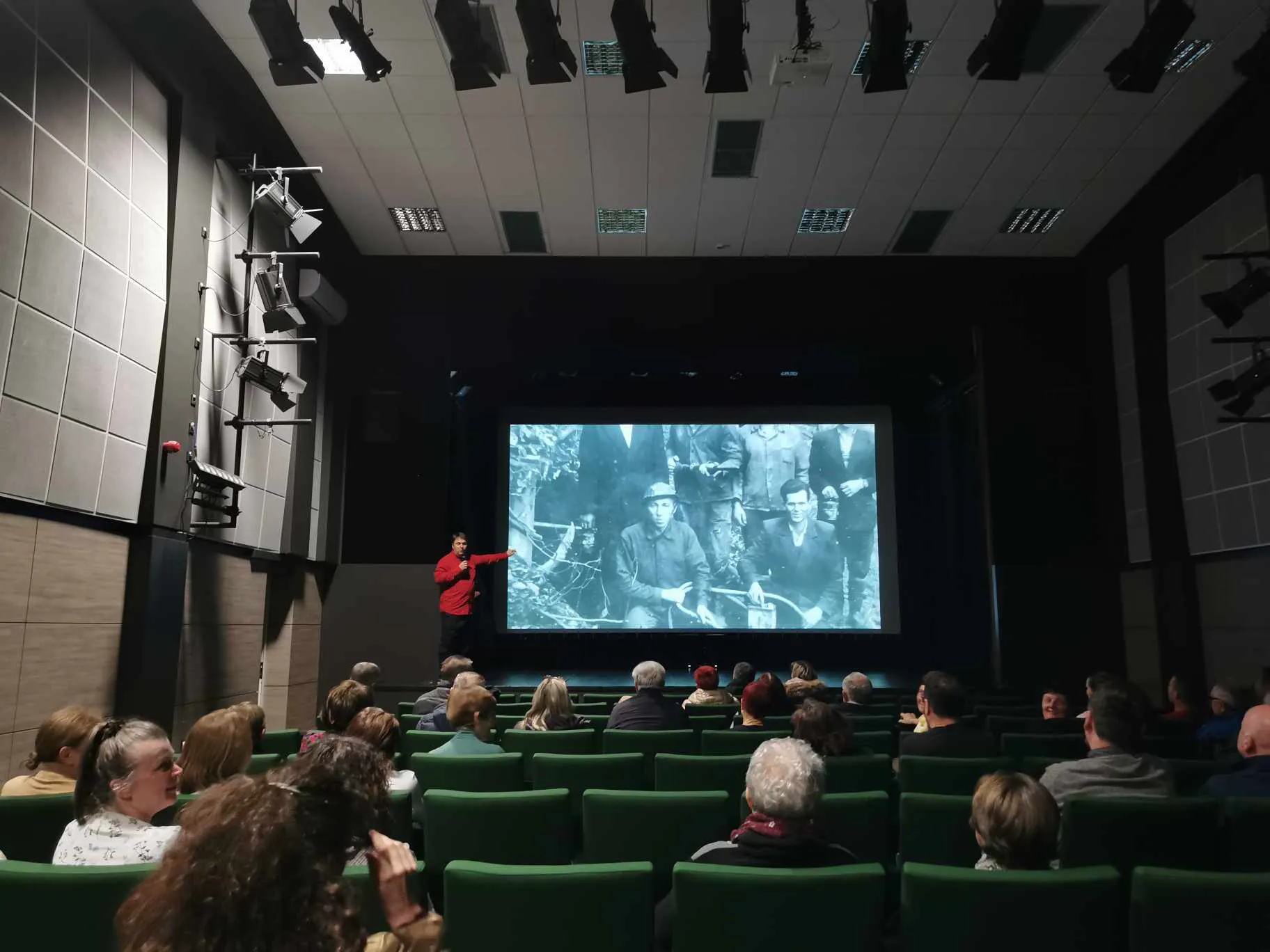 Bundek – predavanje (4) Bundek – predavanje (4)