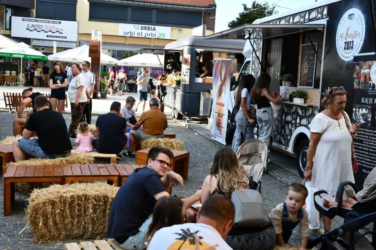 Burgerica 2025 Porcijunkulovo (12) Burgerica 2025 Porcijunkulovo (12)