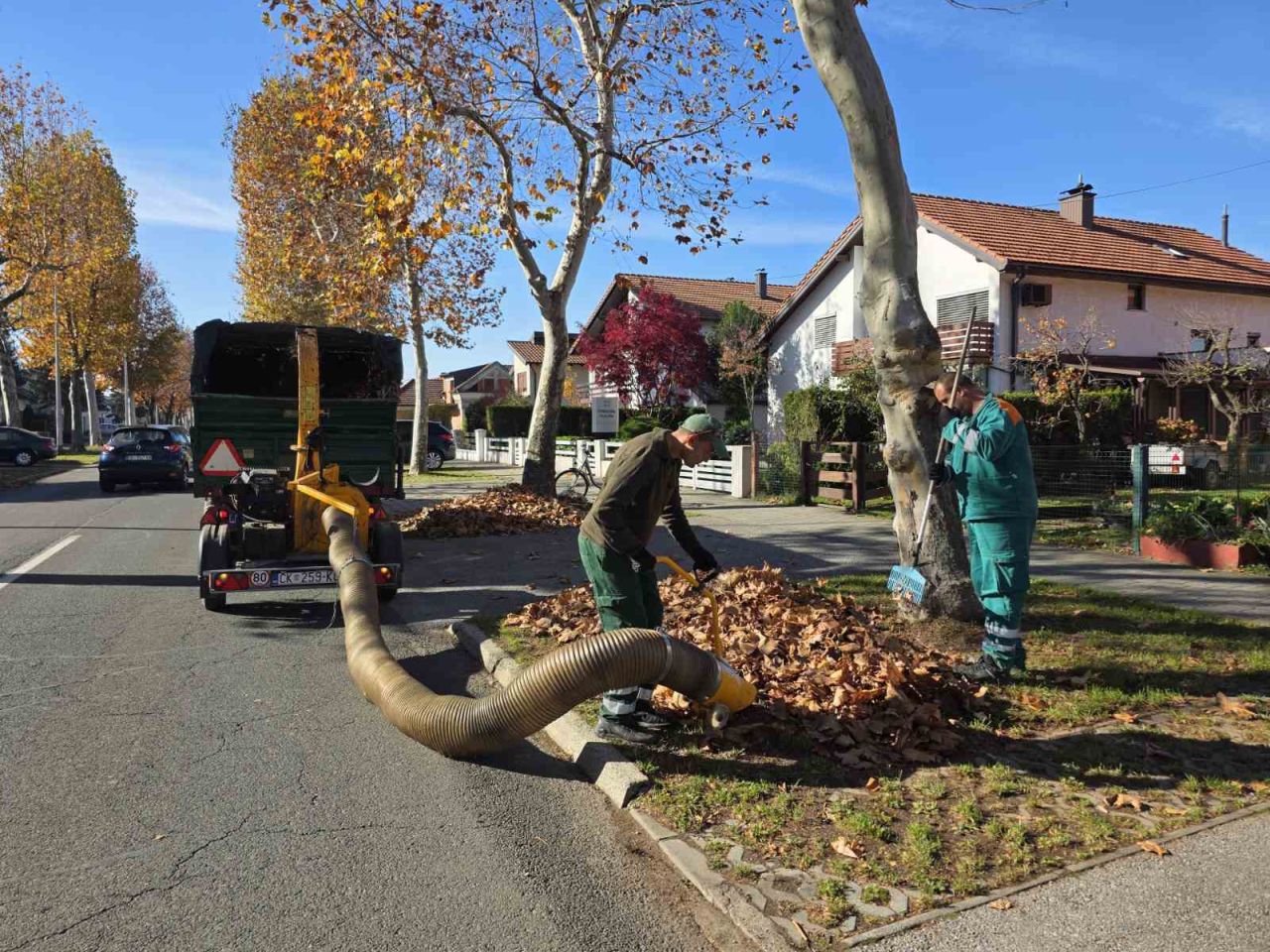 ČAKOM čišćenje lišća (3)