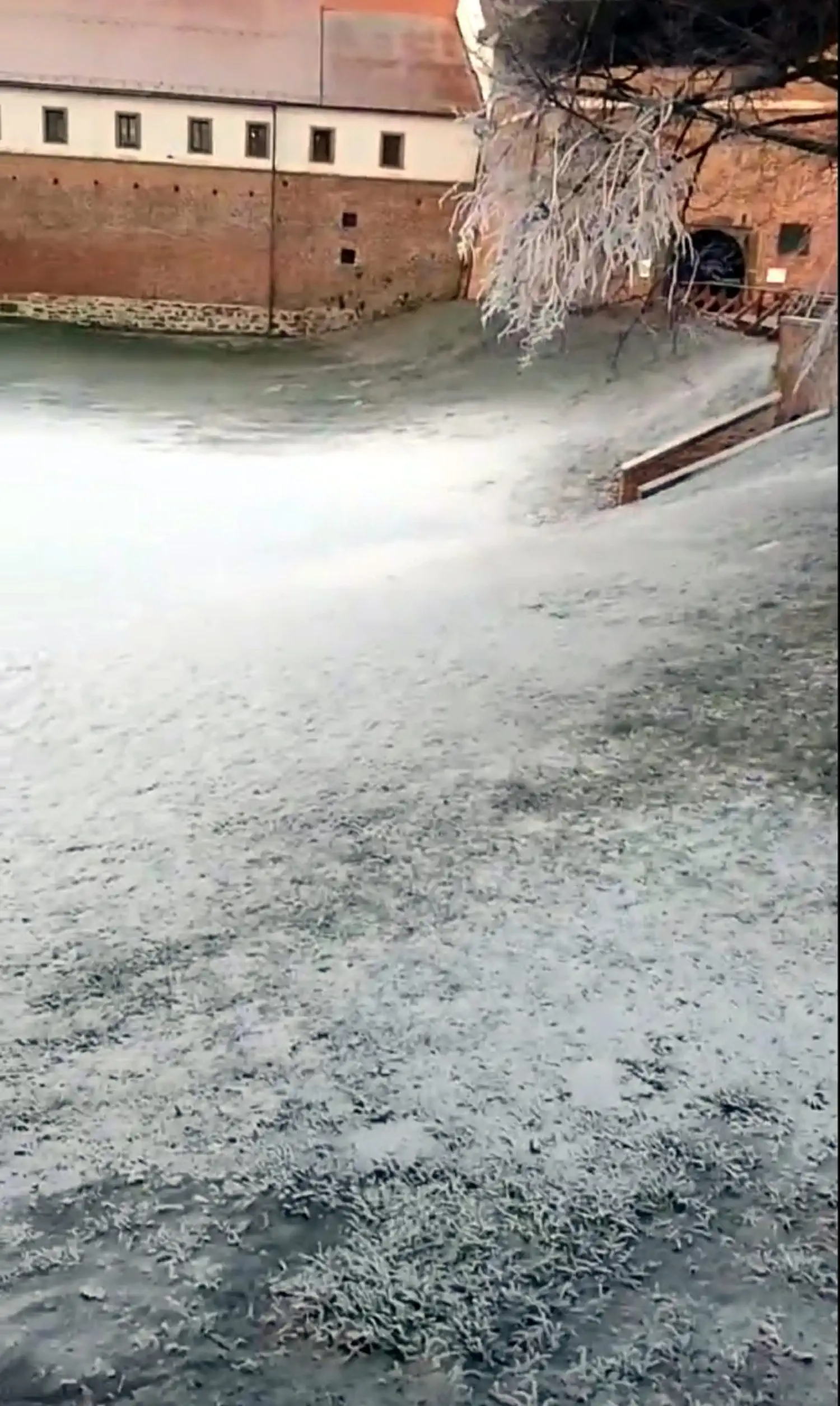 ČAKOVEC Domišljata snježna čarolija Sanjkalište u Perivoju Zrinskih spremno za zabavu (5)