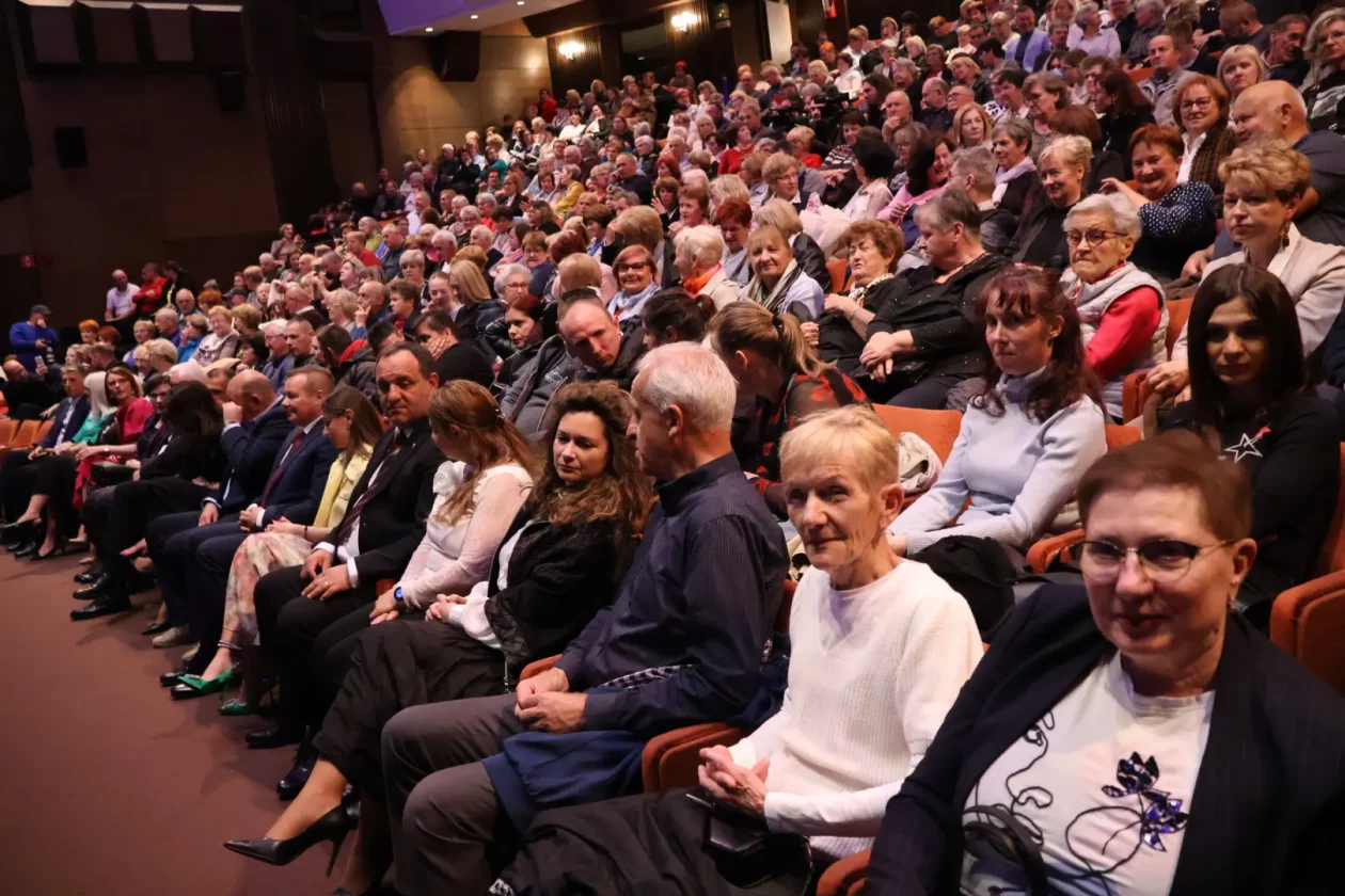 ČAKOVEC Evergreeni za Katružu (31)