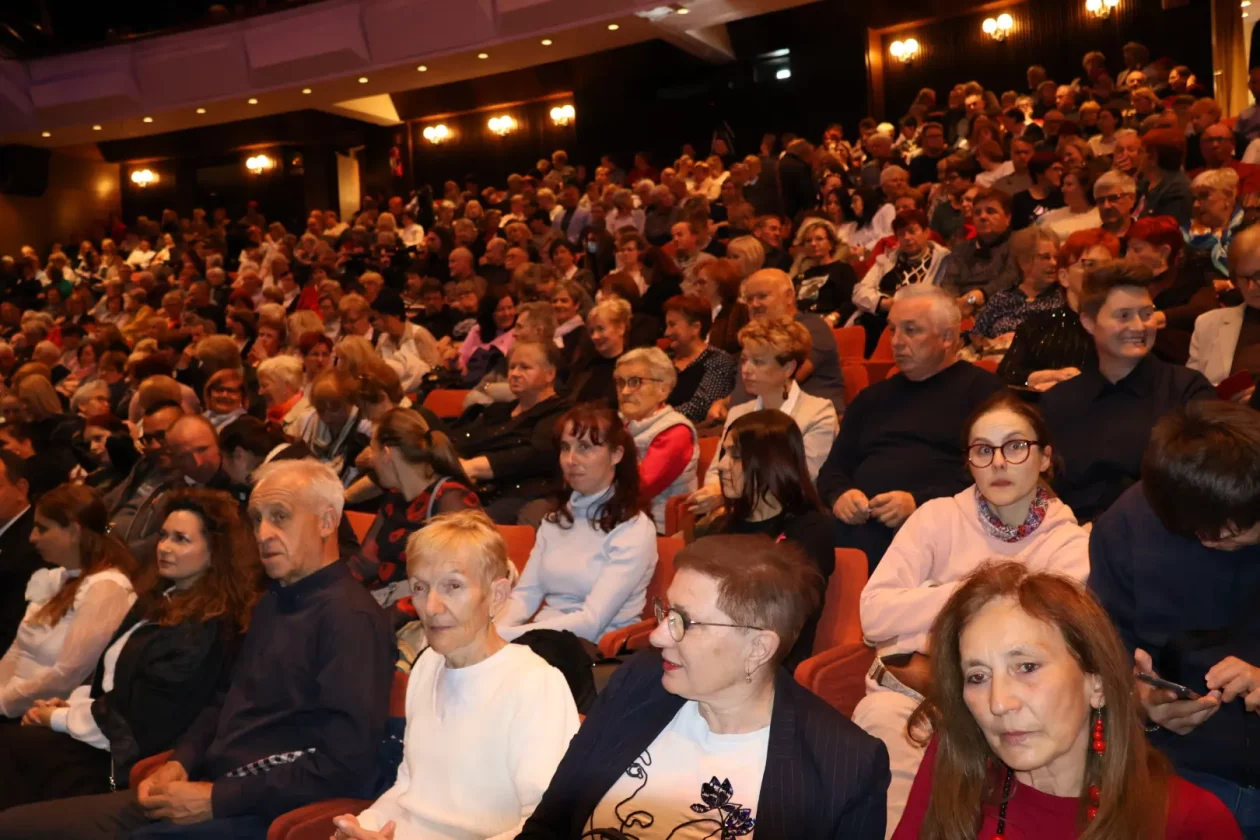 ČAKOVEC Evergreeni za Katružu (33)