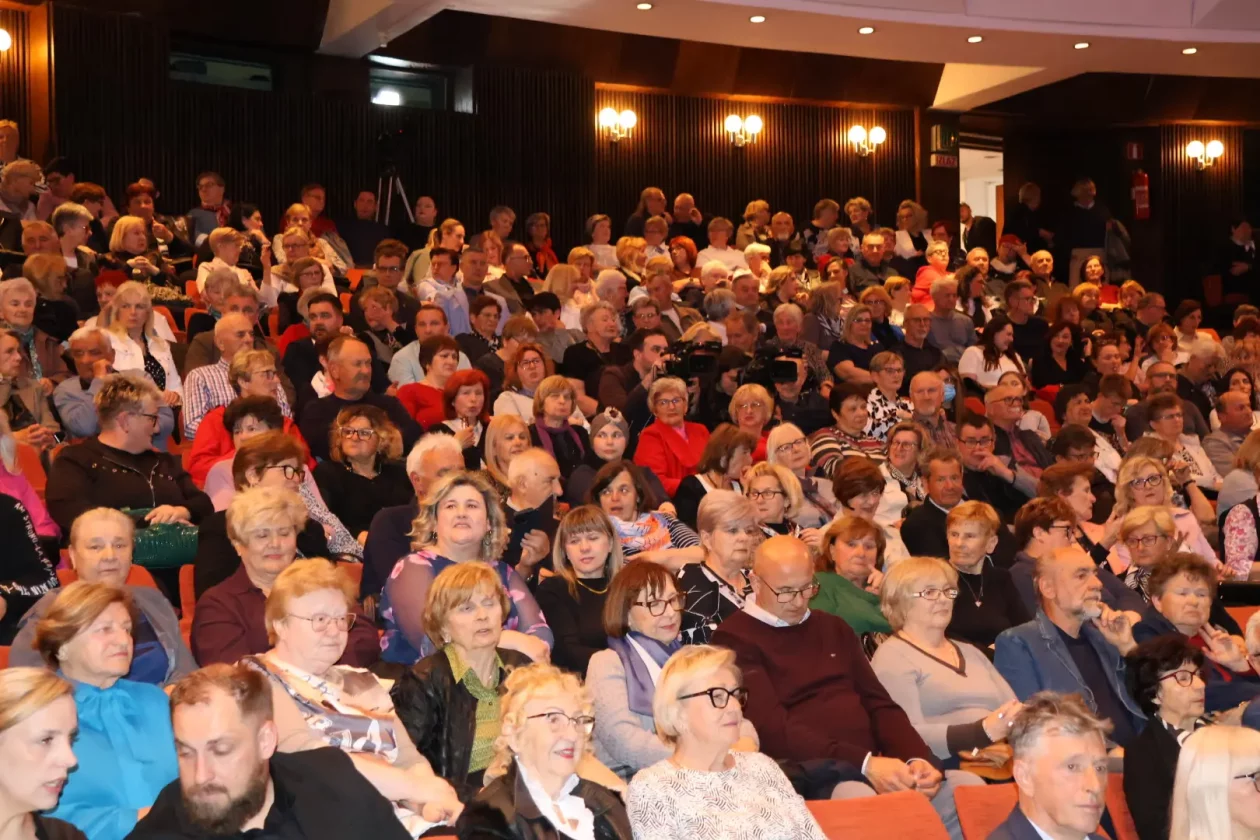 ČAKOVEC Evergreeni za Katružu (41)