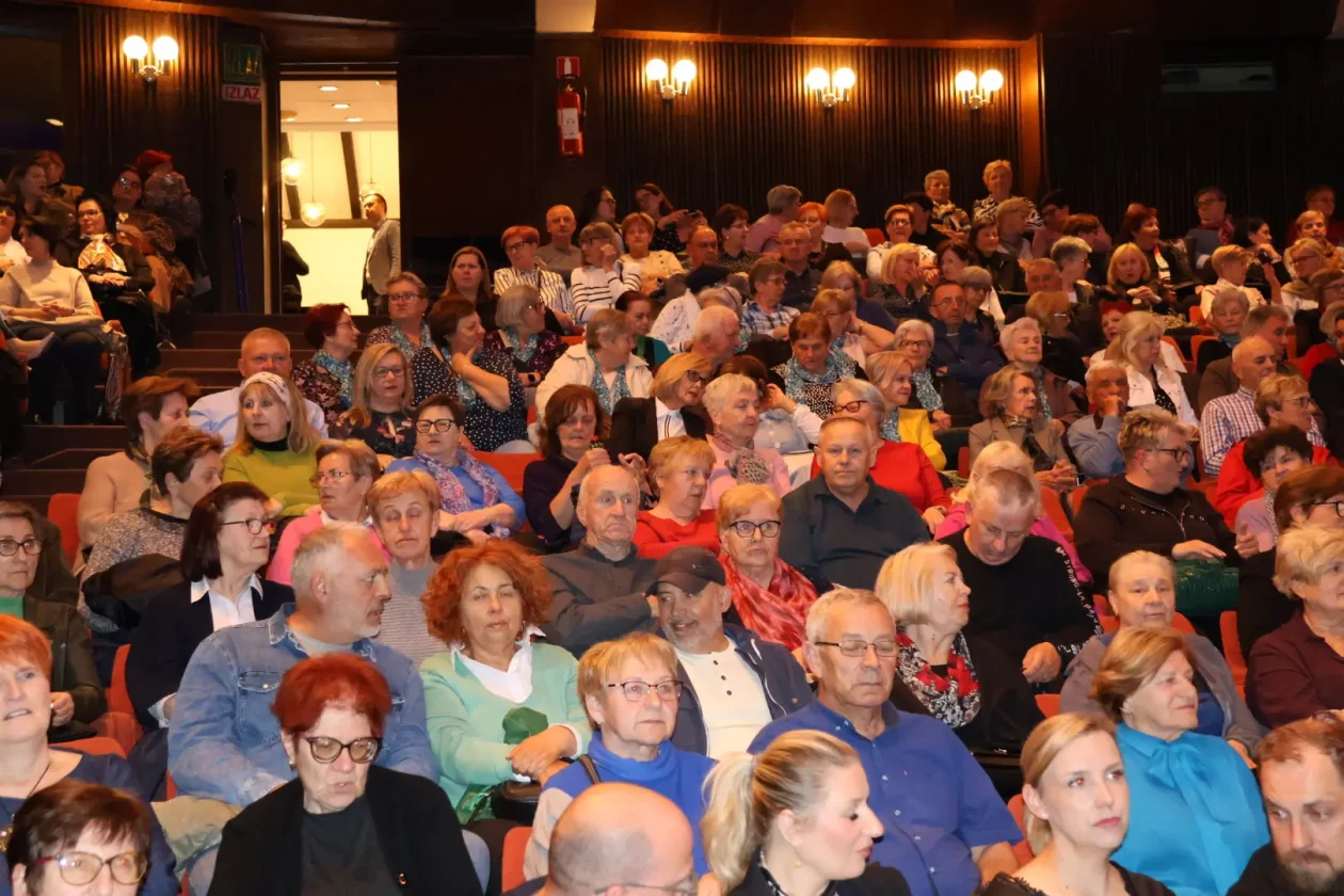 ČAKOVEC Evergreeni za Katružu (42)