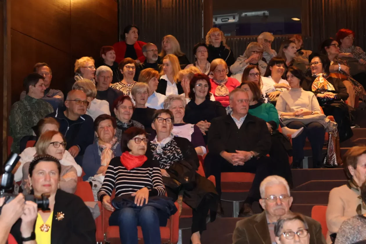 ČAKOVEC Evergreeni za Katružu (44)