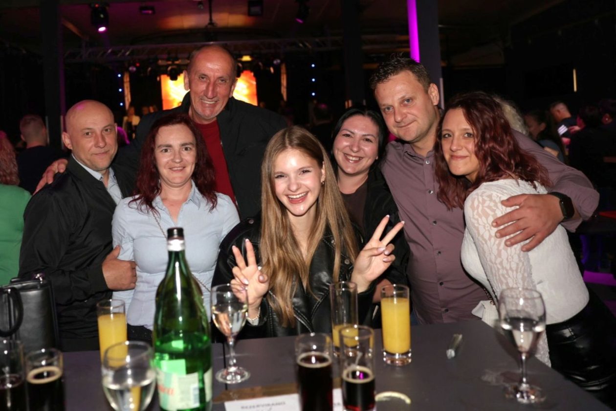 ČAKOVEC Hitovi Zdravka Čolića ispunili Meta bar (26)