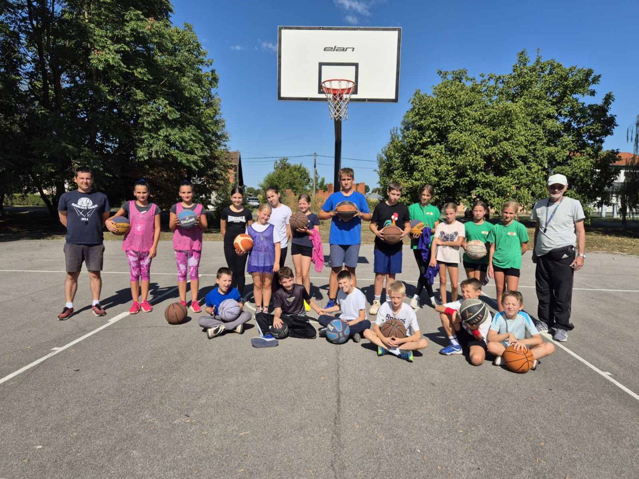ČAKOVEC Ljetni sportski kampovi „Svaki tjedan sport jedan“ okupili djecu na košarci, squashu i rukometu (2)
