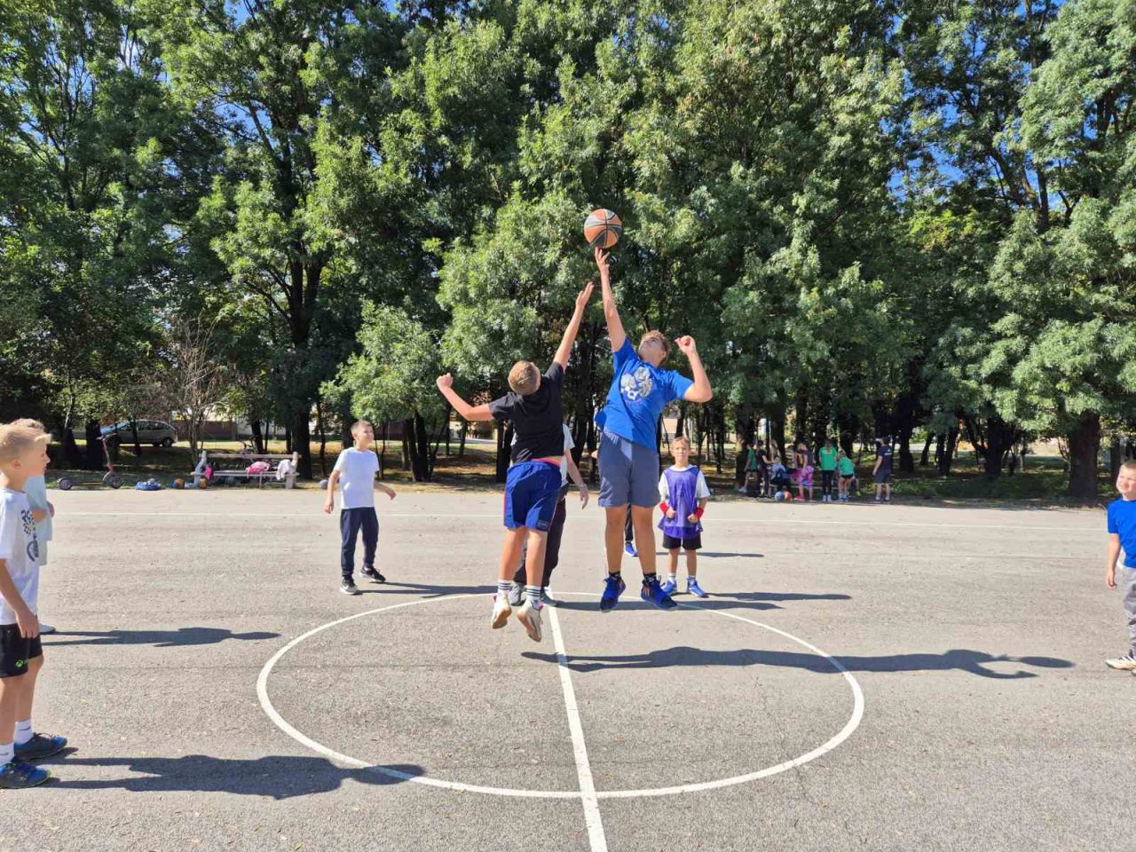 ČAKOVEC Ljetni sportski kampovi „Svaki tjedan sport jedan“ okupili djecu na košarci, squashu i rukometu (3)