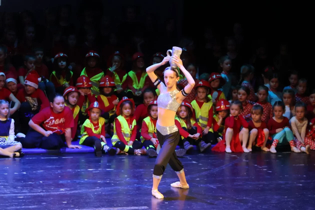 ČAKOVEC Održan koncert „I ja bih na more“ (19)