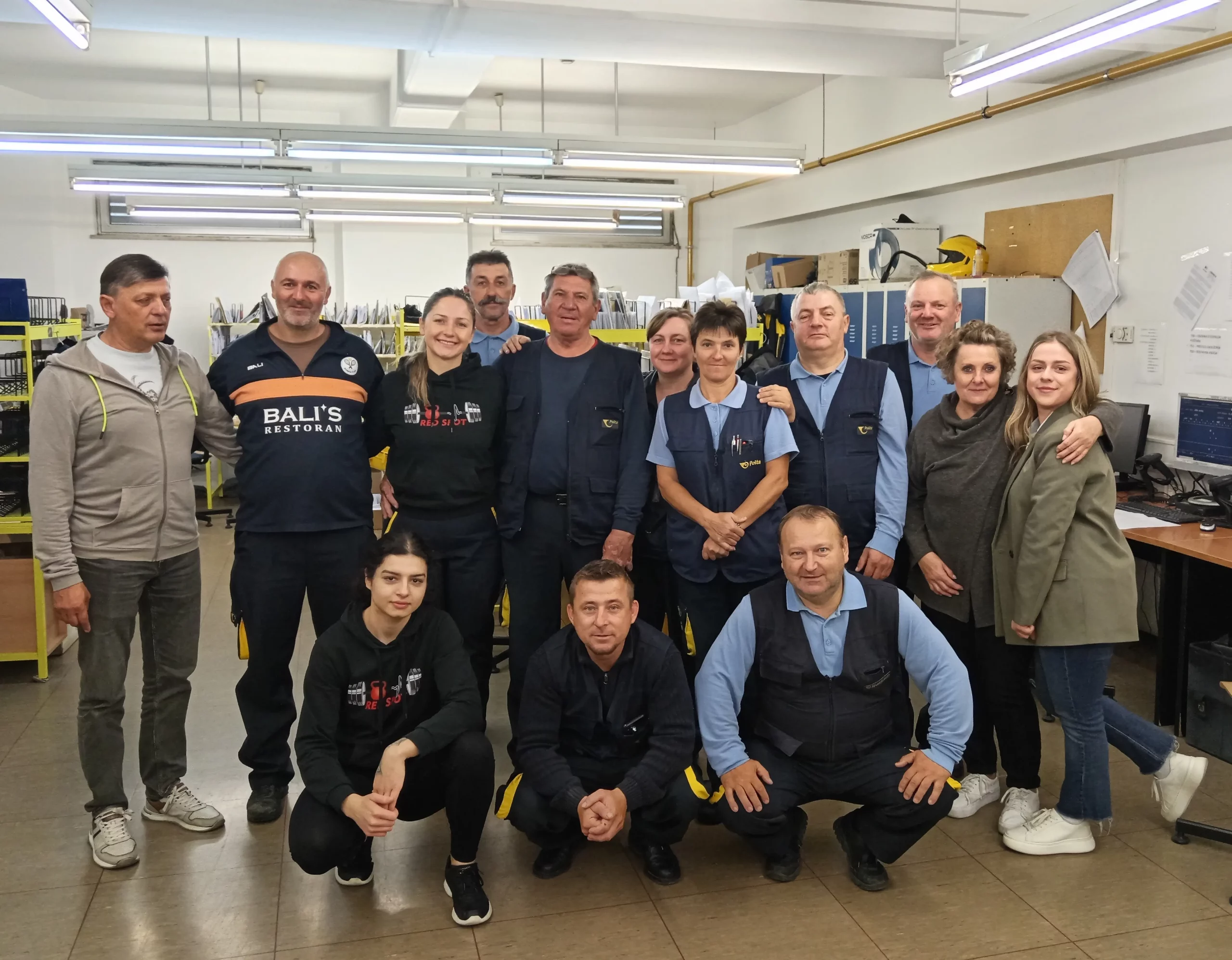 ČAKOVEC Poštar Branko Horvat nakon 41 godine rada otišao u zasluženu mirovinu ‘Poštar mora voljeti ljude’ (1) ČAKOVEC Poštar Branko Horvat nakon 41 godine rada otišao u zasluženu mirovinu ‘Poštar mora voljeti ljude’ (1)