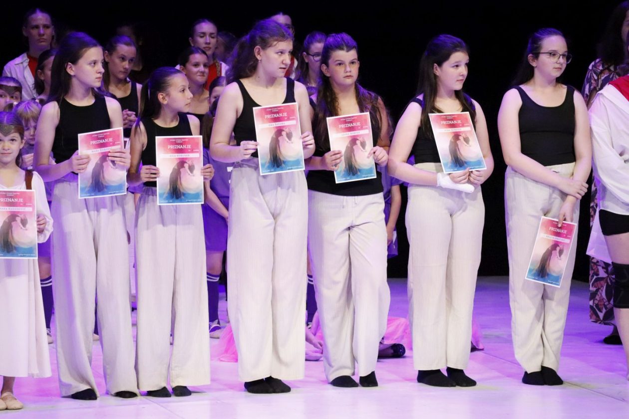 ČAKOVEC Revija plesa Vivone plesna raskoš ispunila Centar za kulturu (10)