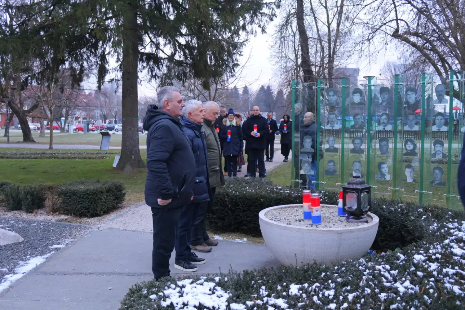 ČAKOVEC U Perivoju Zrinskih odana počast poginulim i nestalim braniteljima (3) ČAKOVEC U Perivoju Zrinskih odana počast poginulim i nestalim braniteljima (3)